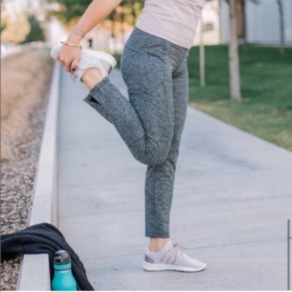 Athleta Tight Legging Pants Herringbone Houndstooth Mercer High Rise Grey Black - Picture 4 of 16